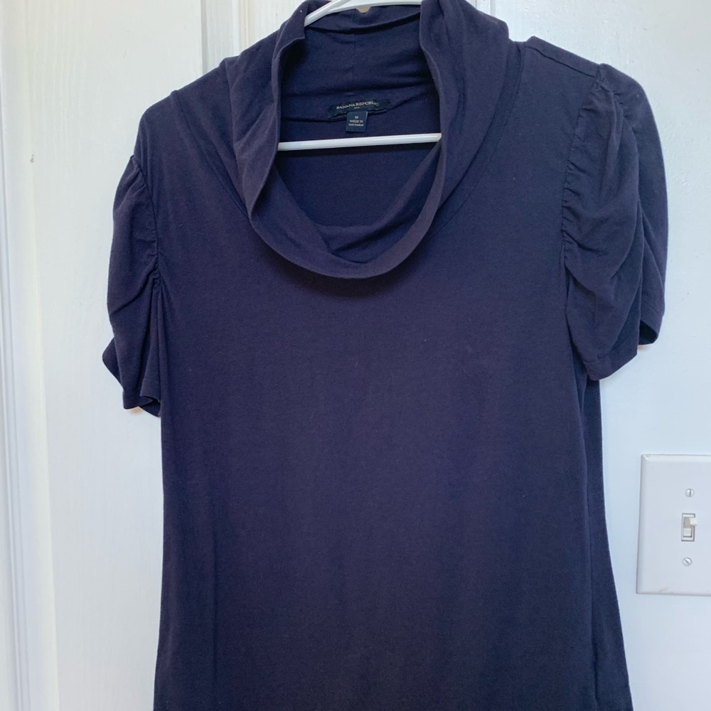 Cowl neck short sleeve shirt